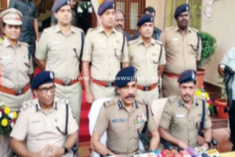 போதை இல்லா கிராமமாக 120 கிராமங்கள் தேர்வு, காவல் அதிகாரிகளுக்கு D.G.P பாராட்டு!