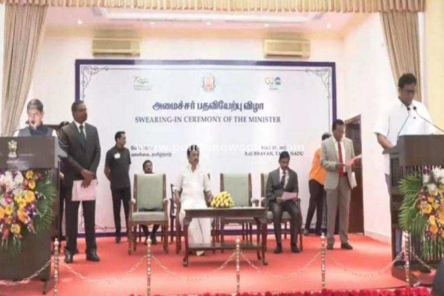 புதிய அமைச்சராக பதவி ஏற்ற மன்னார்குடி சட்டமன்ற உறுப்பினர்