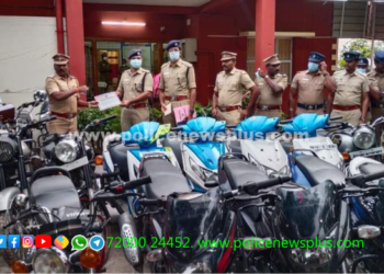 இருசக்கர வாகனங்கள் திருடியவர்கள் கைது