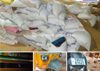 ரேஷன் அரிசி கடத்தல்  செய்வோருக்கு எதிராக சட்டப்படி கடும் நடவடிக்கை எடுக்கப்பட்டு வருகின்றது