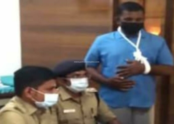 வாகன விபத்தில் காயமடைந்த போலீசார் உடல் நலம் விசாரிப்பு