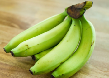 கடையில் கிடைக்கும் பச்சை வாழைப்பழத்தில் இவ்வளவு பயன்களா…?