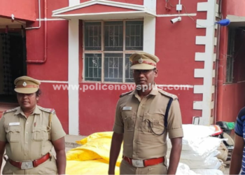 நூதன முறையில் தக்காளி ஏற்றிச்சென்ற வேனில் குட்கா கடத்திய வாலிபர் கைது