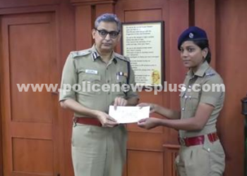 மகளிர் காவல் நிலைய பெண் காவலருக்கு பாராட்டு