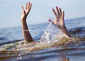 அகதிகள் படகு கடலில் கவிழ்ந்து  35 பேர் பலி