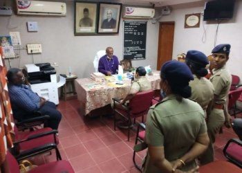 கல்லூரி மாணவர்களின் தாக்குதல்