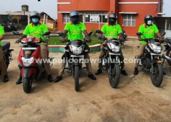 எஸ்பி துவக்கிவைத்த இருசக்கர வாகனங்கள்