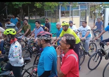 உடல் ஆரோக்கியத்தை வலியுறுத்தும் விதமாகநீதிபதிகள் சைக்கிள் பேரணி