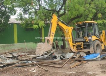 ஆக்கிரமிப்பு அகற்றம் , மாநகராட்சி அதிகாரிகளின் அதிரடி