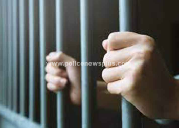 இண்டூரில் கல்லூரி மாணவர் கைது