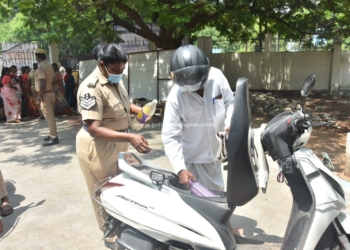 மதுரையில் மனுதாரர்கள் இடையே சோதனை