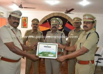 பணி ஓய்வு பெறும் காவல்துறையினருக்கு, பாராட்டுச் சான்றிதழ்