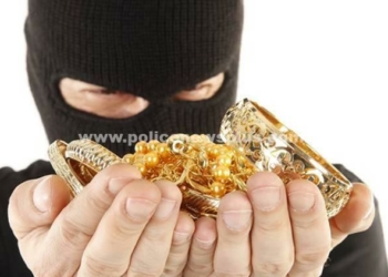 மதுரையில், நகை கொள்ளை