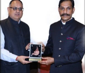 சாதனை படைத்த கடலோர, பாதுகாப்பு குழுமத்தினரை பாராட்டிய டிஜிபி!