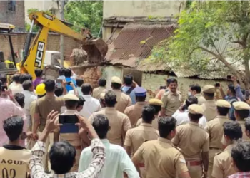 விருத்தாசலத்தில் காவல்துறை பாதுகாப்புடன், ஆக்கிரமிப்புகள் அகற்றப்பட்டது!