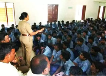 அரசு பள்ளியில், காவலர்மன்றம் தொடக்க விழா!