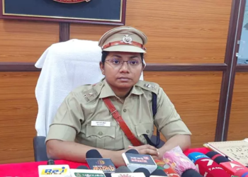 காவல்துறையினருக்கு, எஸ்.பி, பாராட்டு!