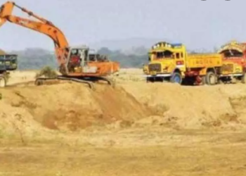 மணல் திருட்டில், 3 பேர் கைது!