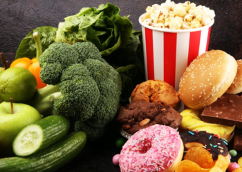 இரவில் தவிர்க்க, வேண்டிய உணவுகள்!