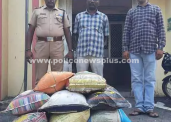 முட்புதரில் ரேஷன் அரிசி,பறிமுதல் செய்த காவல்துறையினர்!