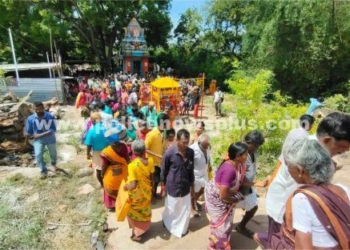 சதுரகிரிமலையில்,  பக்தர்கள் சுவாமி தரிசனம்!