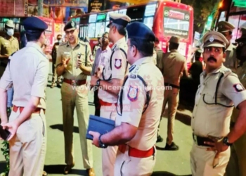 ரங்கநாதன் தெருவில், காவல் ஆணையர் திரு. சங்கர் ஜிவால்