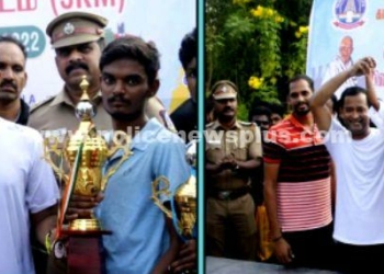 மாணவ மாணவிகளுடன், திருச்சி  S.P