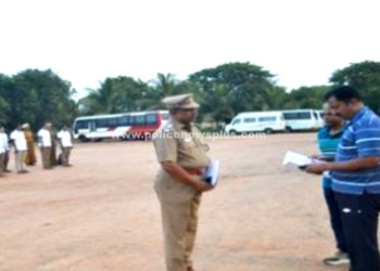 காவலர்கள் பயிற்சி மைதானத்தில் S.P