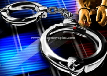 உப்பள கொட்டகையில், 3 பேர் கைது!