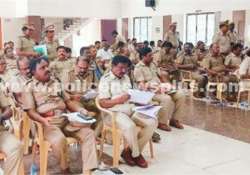 காவல்துறை அதிகாரிகளுக்கான ஆலோசனைக் கூட்டம்!