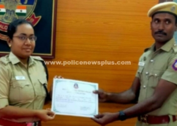 தக்க சமயத்தில், உயிரை காப்பாற்றிய காவலர்!