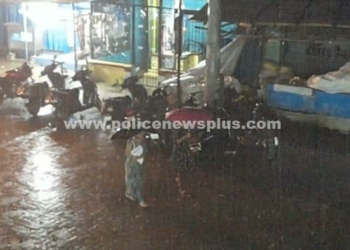 சோழவந்தான்  பேரூராட்சி சார்பில் பேரிடர் கால மீட்பு  பணிகள்