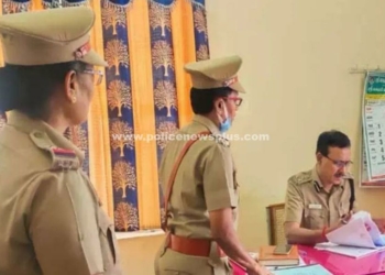 மகளிர் காவல் நிலையத்தில் டி.ஐ.ஜி.  திடீர்  ஆய்வு!