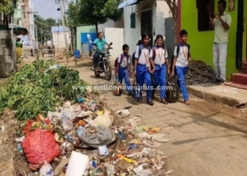 சுகாதார சீர்கேடால் பள்ளி மாணவர்கள் பொதுமக்கள் அவதி!