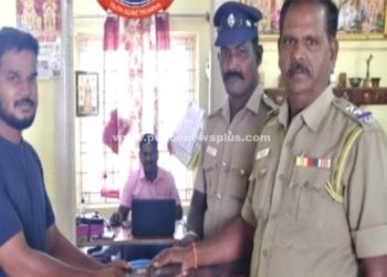 ஆட்டோ ஓட்டுநரை பாராட்டிய காவல்துறையினர்!