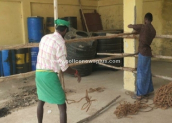 தடுப்புகள் அமைக்கும் பணி தீவிரம்