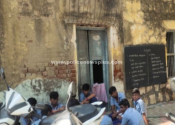 திருத்தங்கல் பகுதியில், அச்சத்துடன் பள்ளிக்கு வரும் மாணவர்கள்