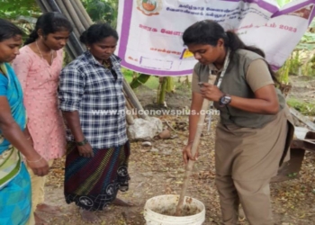 விவசாயிகளுக்கு செயல்விளக்கம்
