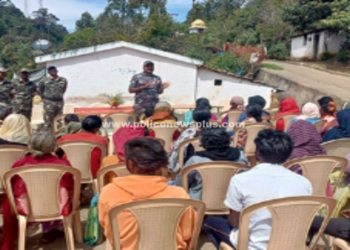 பழங்குடியின மக்கள் கலந்து கொண்ட சிறப்பு முகாம்