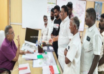 கிராவல் மண் அள்ளுவதை நிறுத்த கிராம மக்கள் மனு