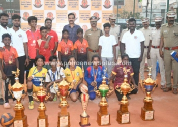 மாணவர்களின் முன்னேற்றத்திற்காக காவல் ஆணையரின் தீவிரம்