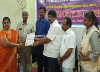 மதுரையில் தொண்டு நிறுவனங்கள் சார்பில் சான்றிதழ்