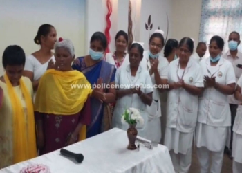 அரசு மருத்துவமனையில் மகளிர் தின கொண்டாட்டம்