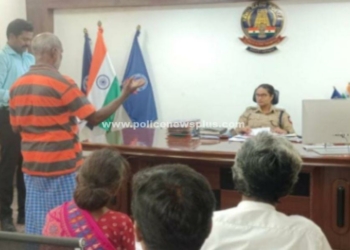 பொதுமக்களிடம் மனுக்கள் பெறப்பட்டு அதிரடி!