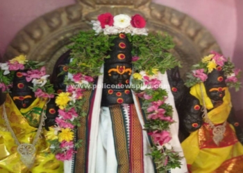 பெருமாளுக்கு சிறப்பு அபிஷேகம்