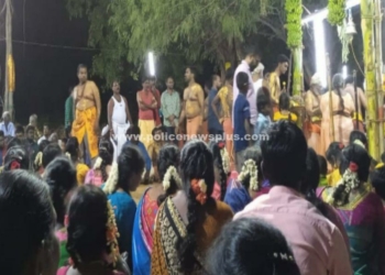 சிவகாசி அருகே திரண்ட பக்தர்கள்