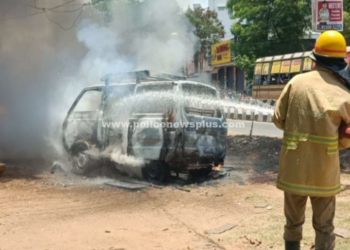 மதுரை அருகே ஓடும் காரில் தீ விபத்து
