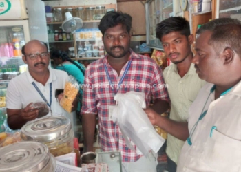 தடை செய்யப்பட்ட பிளாஸ்டிக் பைகள், டம்ளர்கள் பறிமுதல்