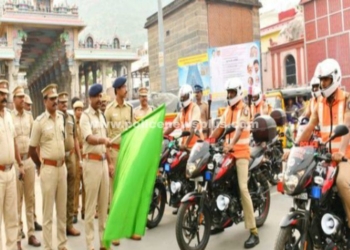 மக்களுடைய பாதுகாப்பிற்காக 12 இருசக்கர வாகனங்கள் துவக்கம்