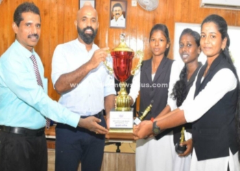 தேசிய அளவிலான போட்டியில் முதலிடம் பெற்ற சட்டக் கல்லூரி மாணவிகள்